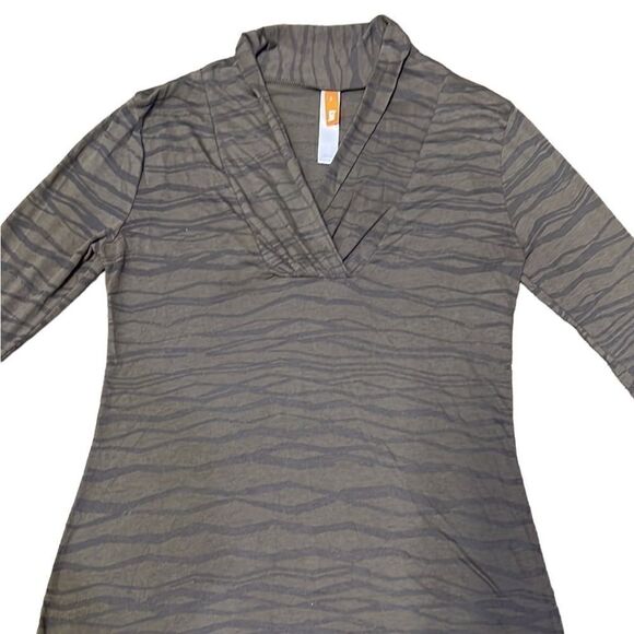 Lucy Women’s SP Leopard Print Sheer Long Sleeve Pullover for a Light Fall Layer - Picture 2 of 10